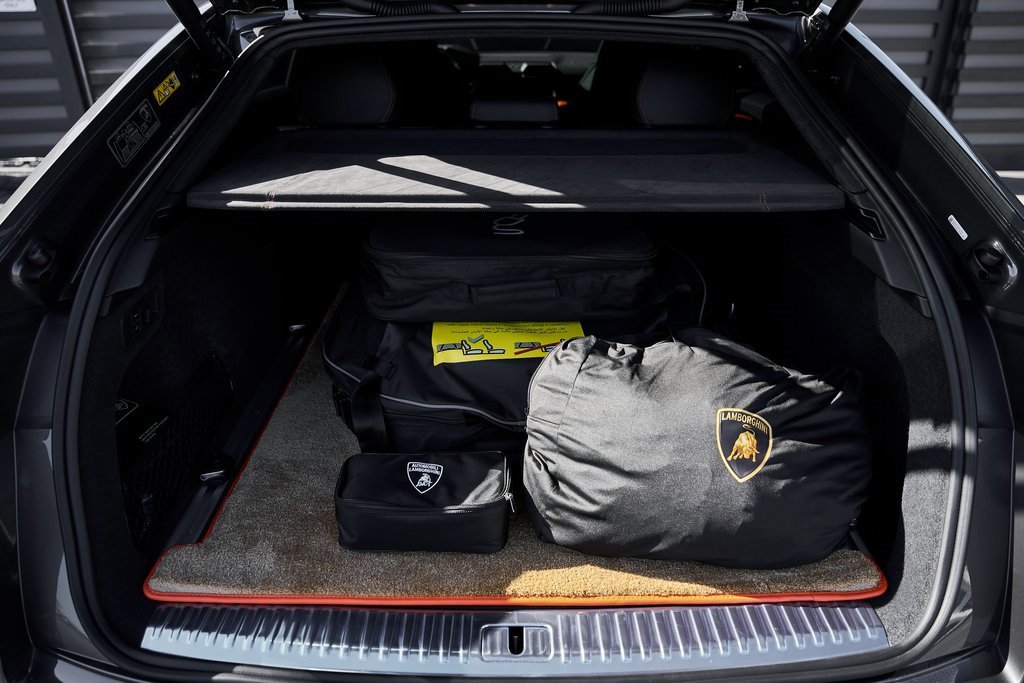 2025 Lamborghini Urus Plug-In Hybrid SE AWD