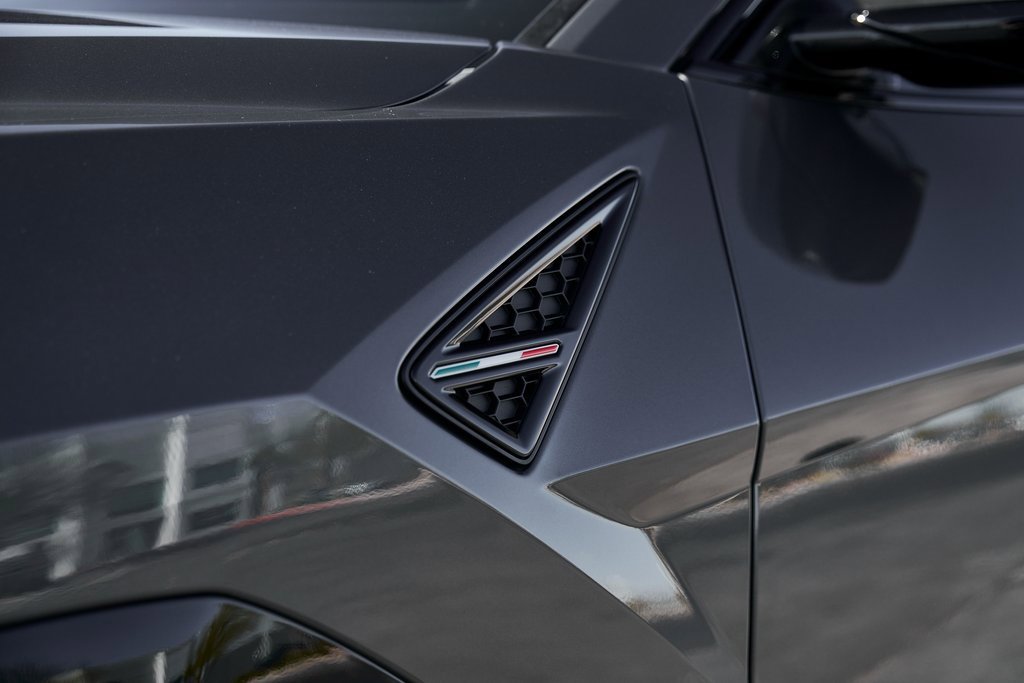 2025 Lamborghini Urus Plug-In Hybrid SE AWD