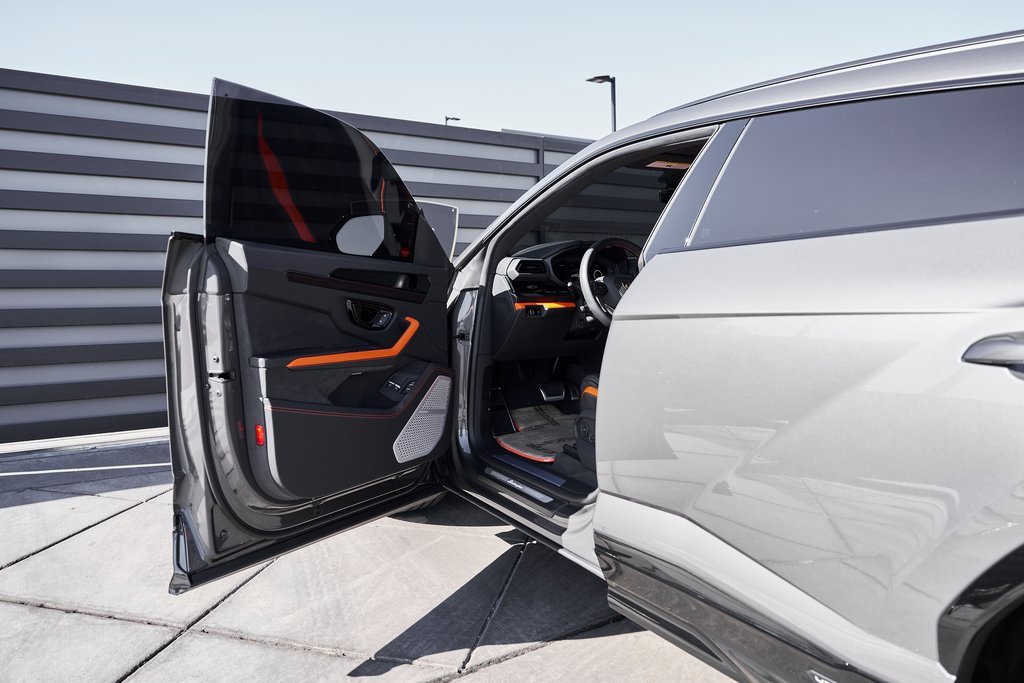 2025 Lamborghini Urus Plug-In Hybrid SE AWD