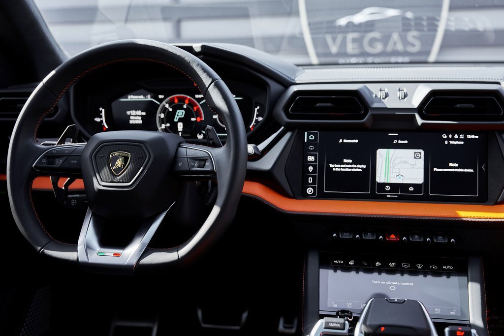 2025 Lamborghini Urus Plug-In Hybrid SE AWD