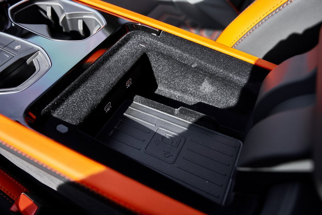 2025 Lamborghini Urus Plug-In Hybrid SE AWD