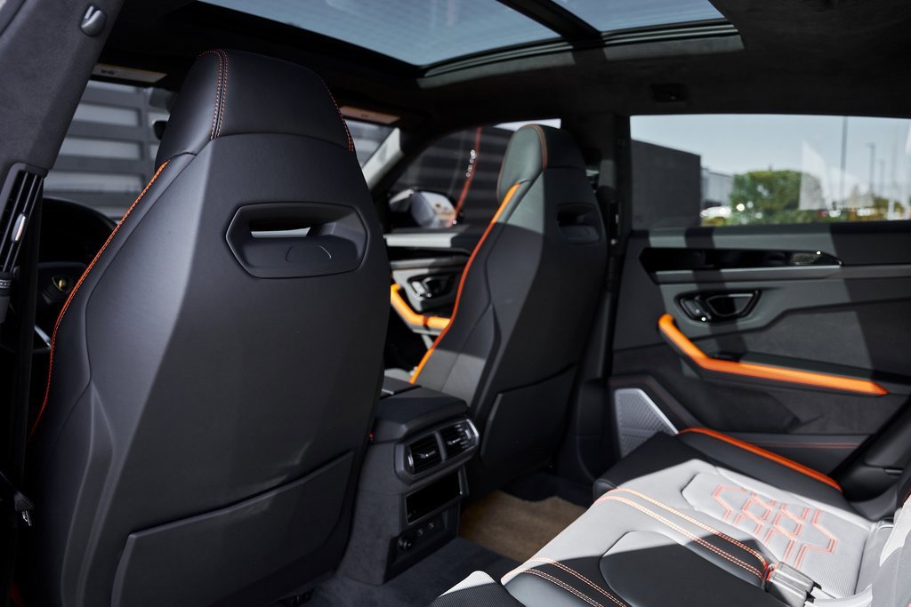 2025 Lamborghini Urus Plug-In Hybrid SE AWD