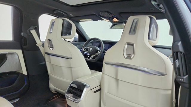 2025 BMW 7 Series 740i xDrive AWD