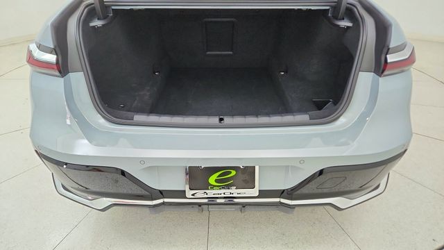 2025 BMW 7 Series 740i xDrive AWD