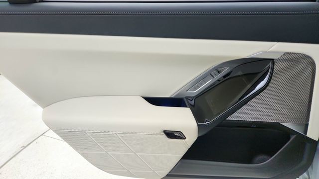 2025 BMW 7 Series 740i xDrive AWD