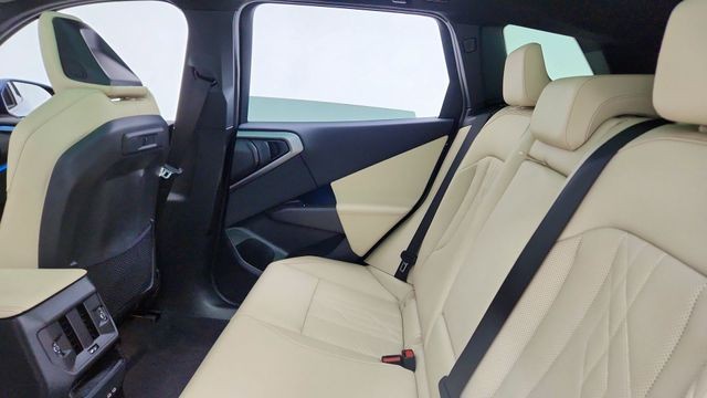 2025 BMW X3 xDrive30i AWD