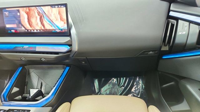 2025 BMW X3 xDrive30i AWD