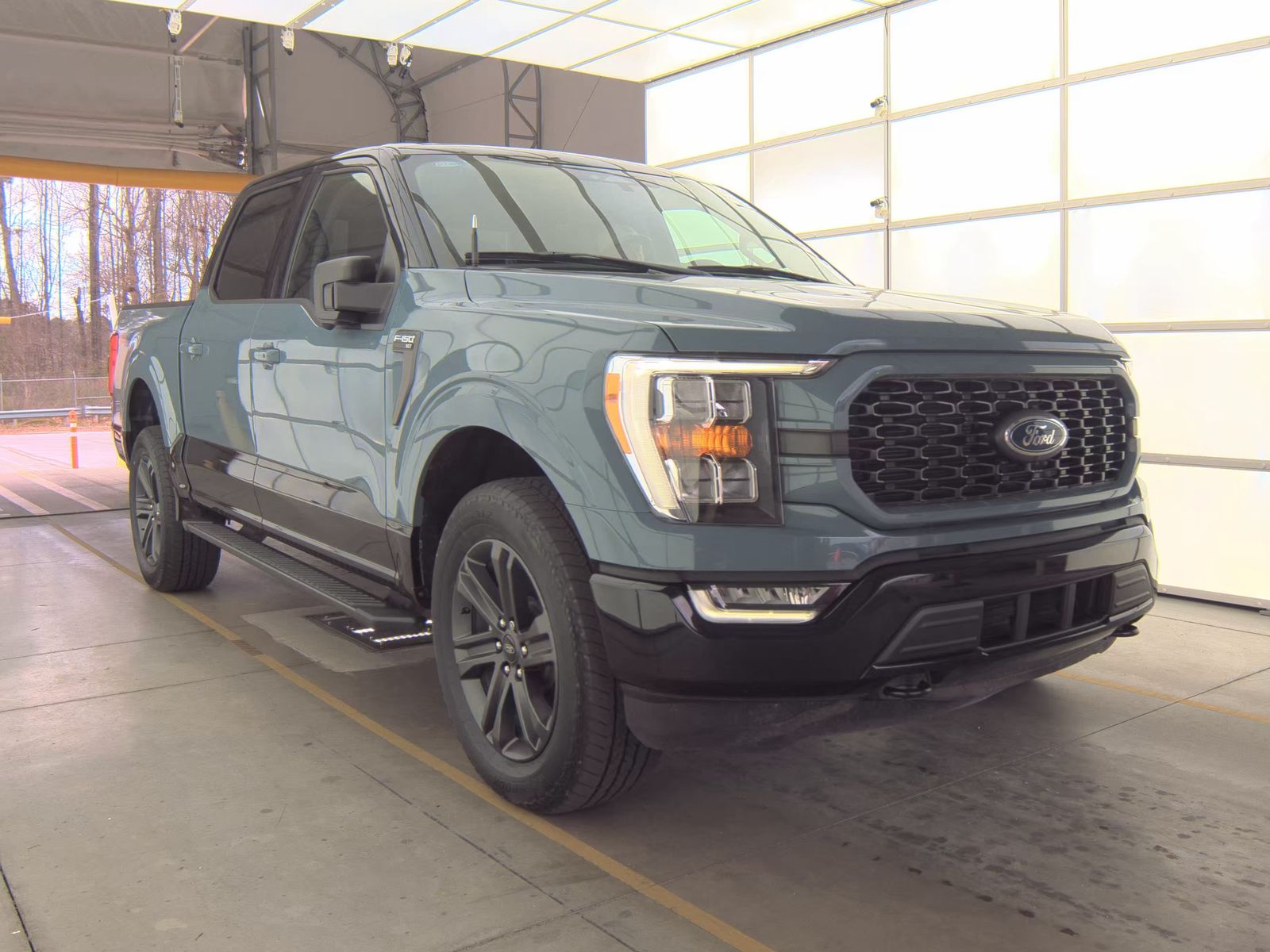 2023 Ford F-150 XLT AWD