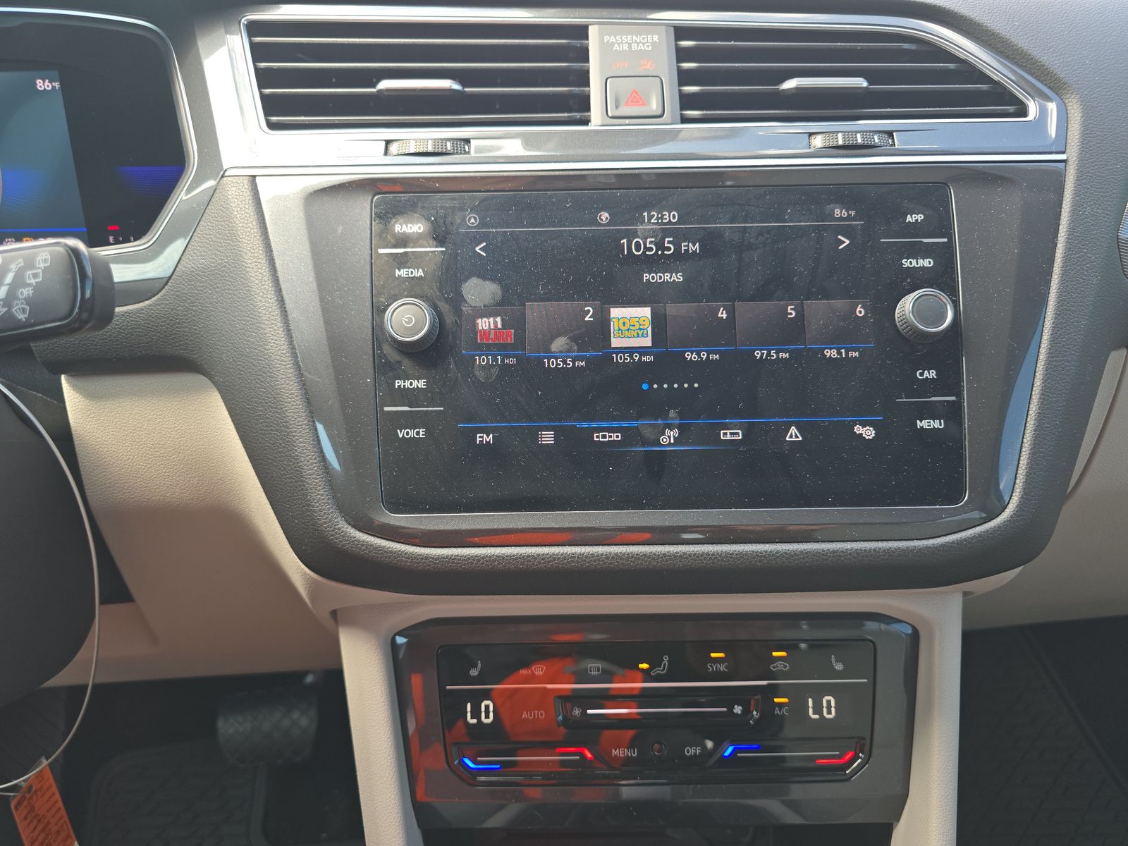 2022 Volkswagen Tiguan 2.0T SE FWD