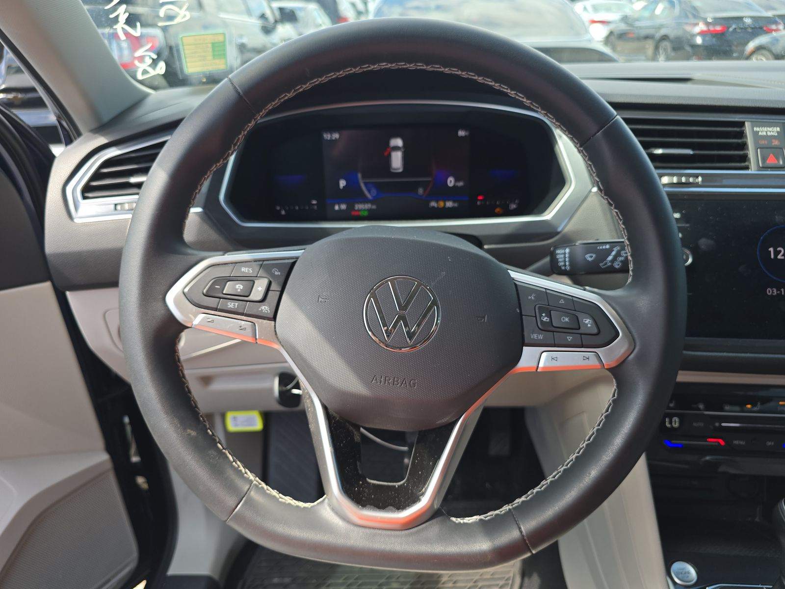 2022 Volkswagen Tiguan 2.0T SE FWD