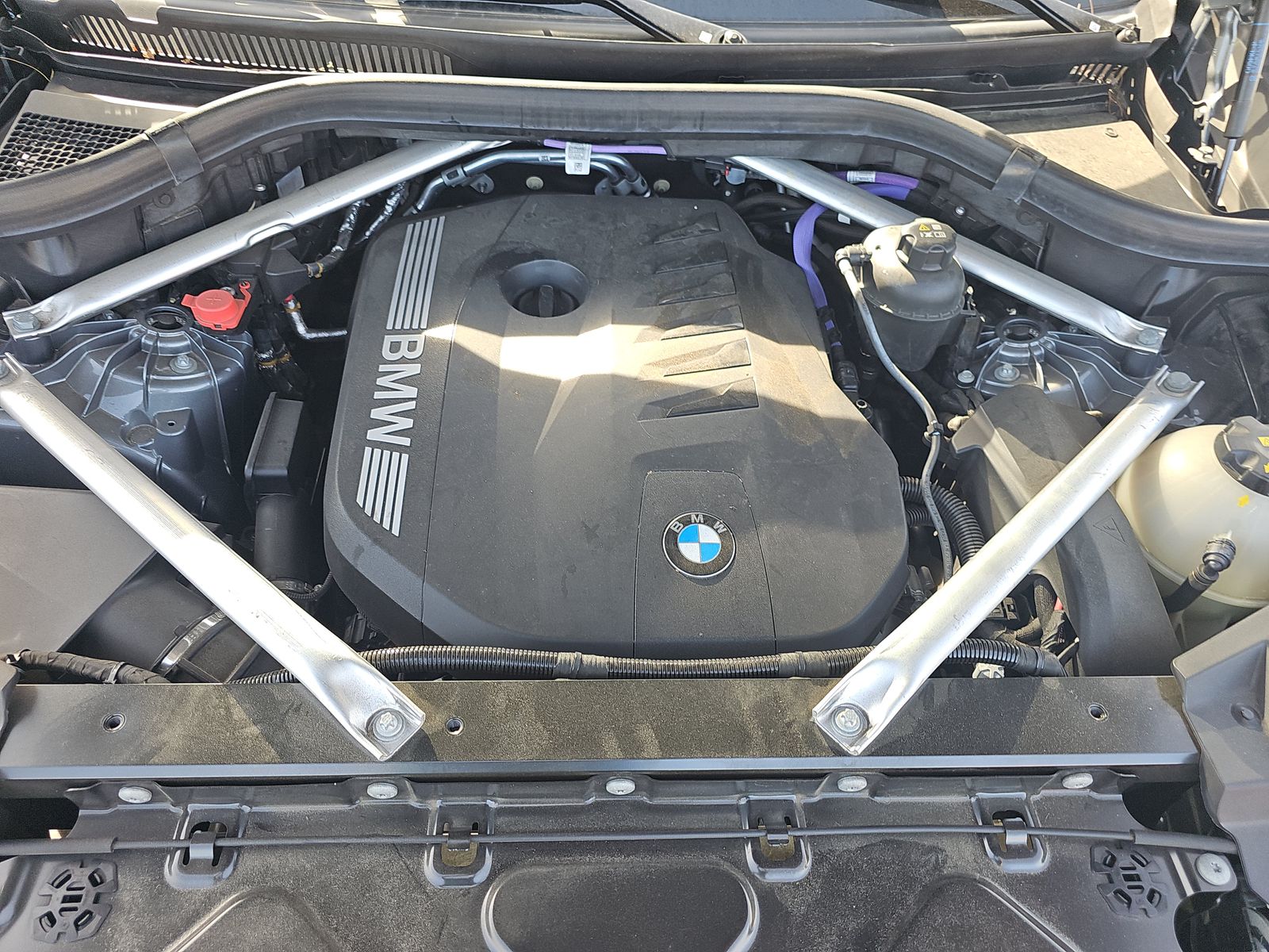 2025 BMW X5 xDrive40i AWD