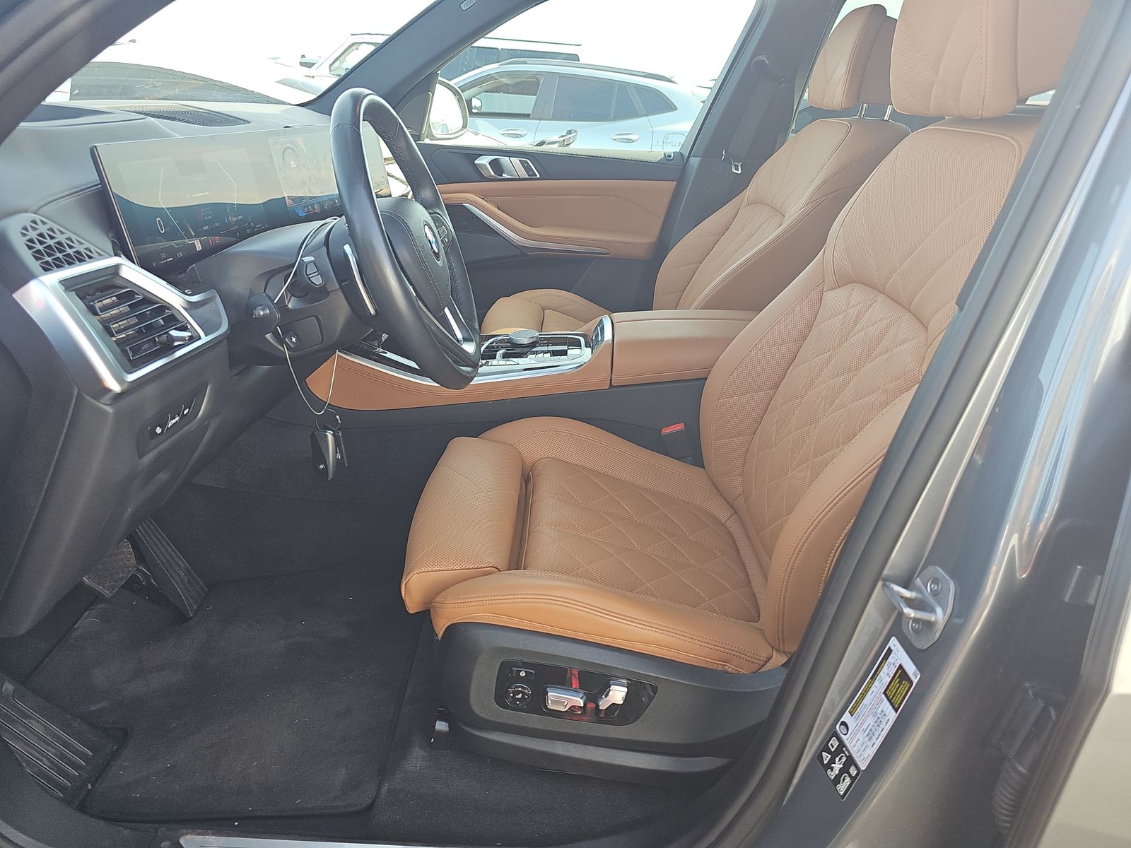 2025 BMW X5 xDrive40i AWD
