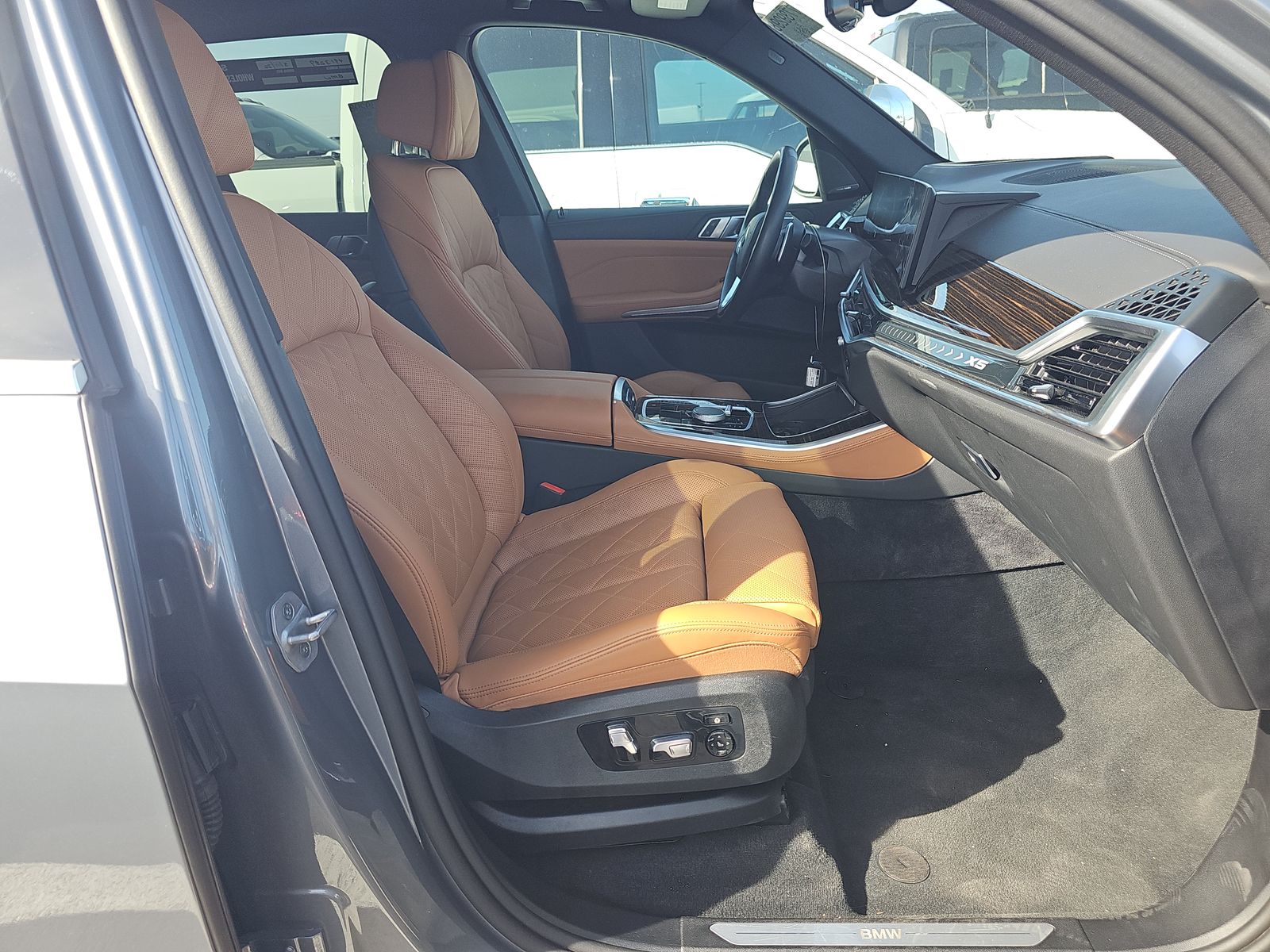 2025 BMW X5 xDrive40i AWD