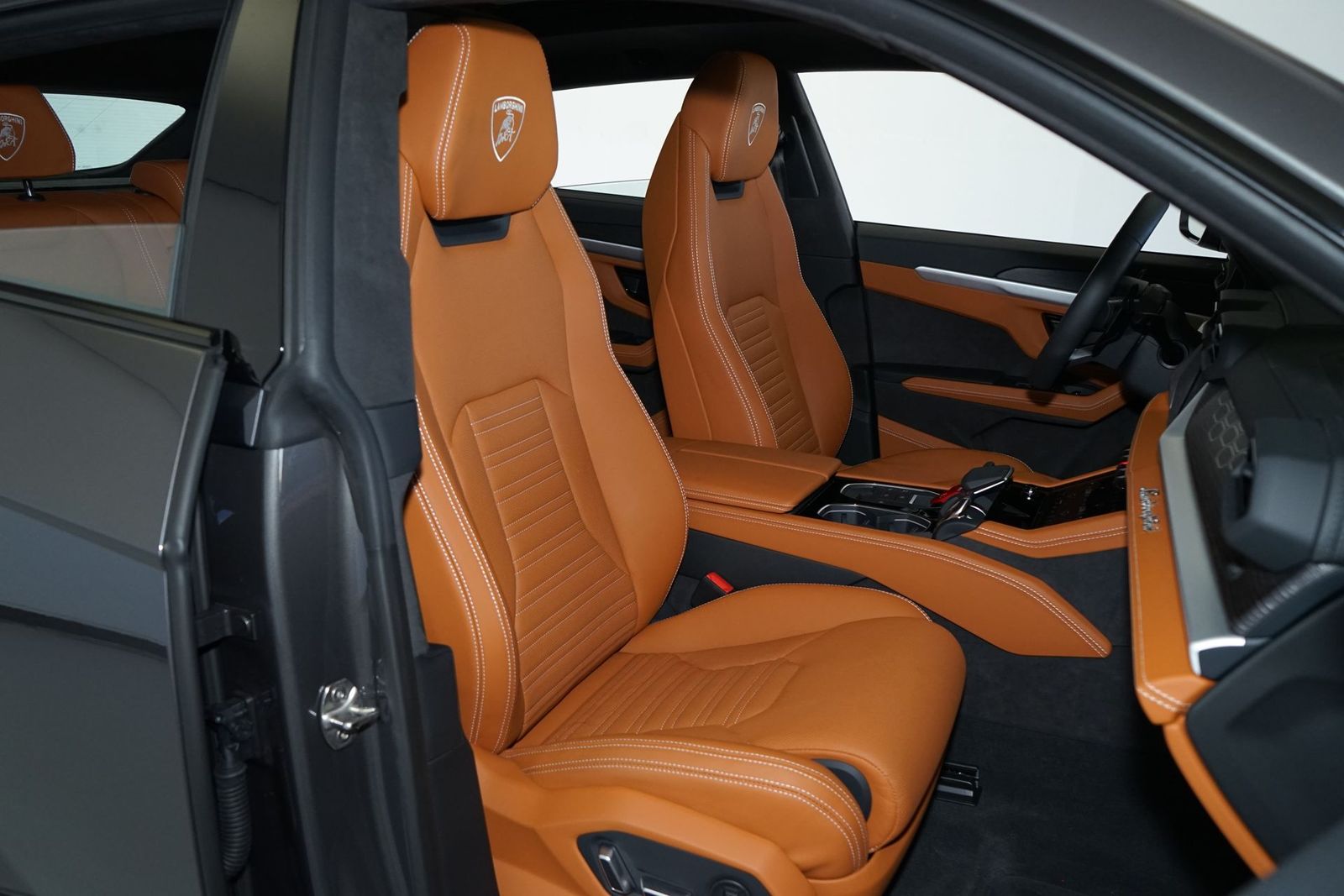 2025 Lamborghini Urus Plug-In Hybrid SE AWD