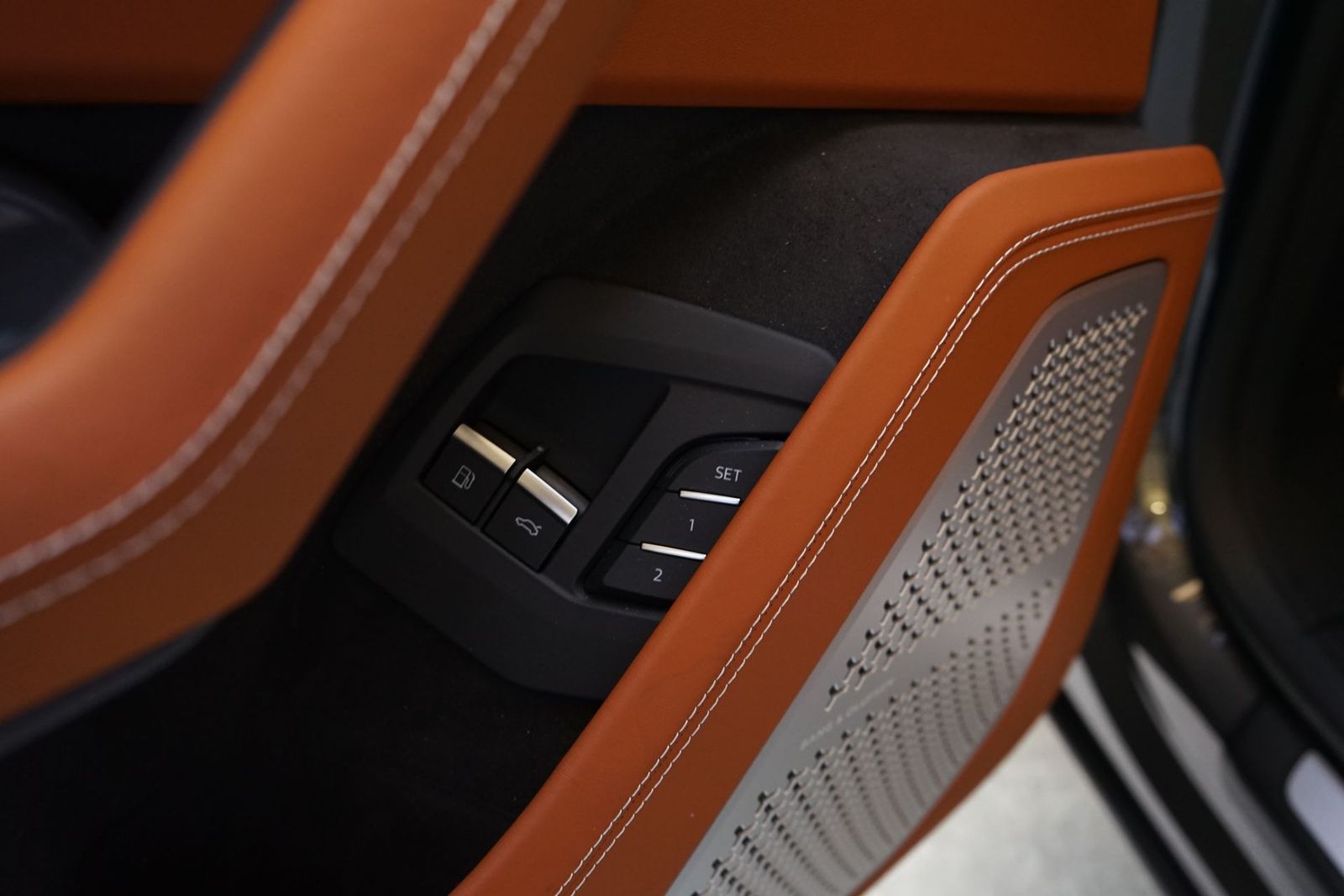 2025 Lamborghini Urus Plug-In Hybrid SE AWD