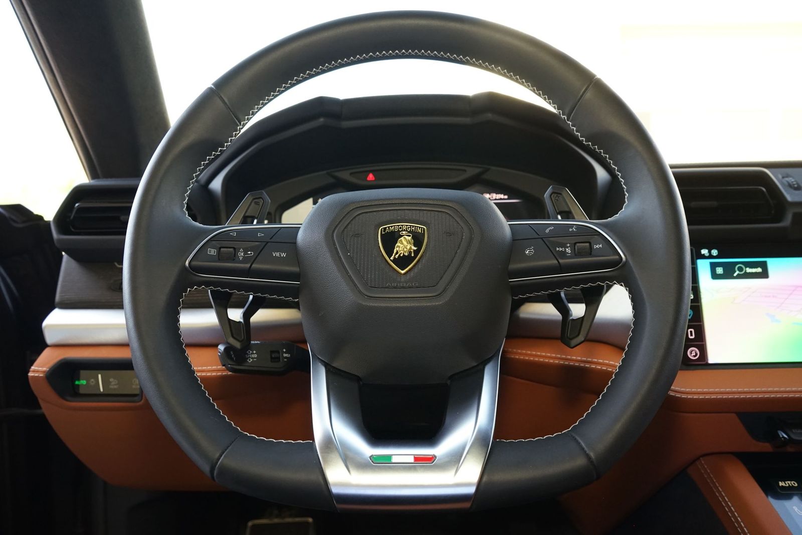 2025 Lamborghini Urus Plug-In Hybrid SE AWD