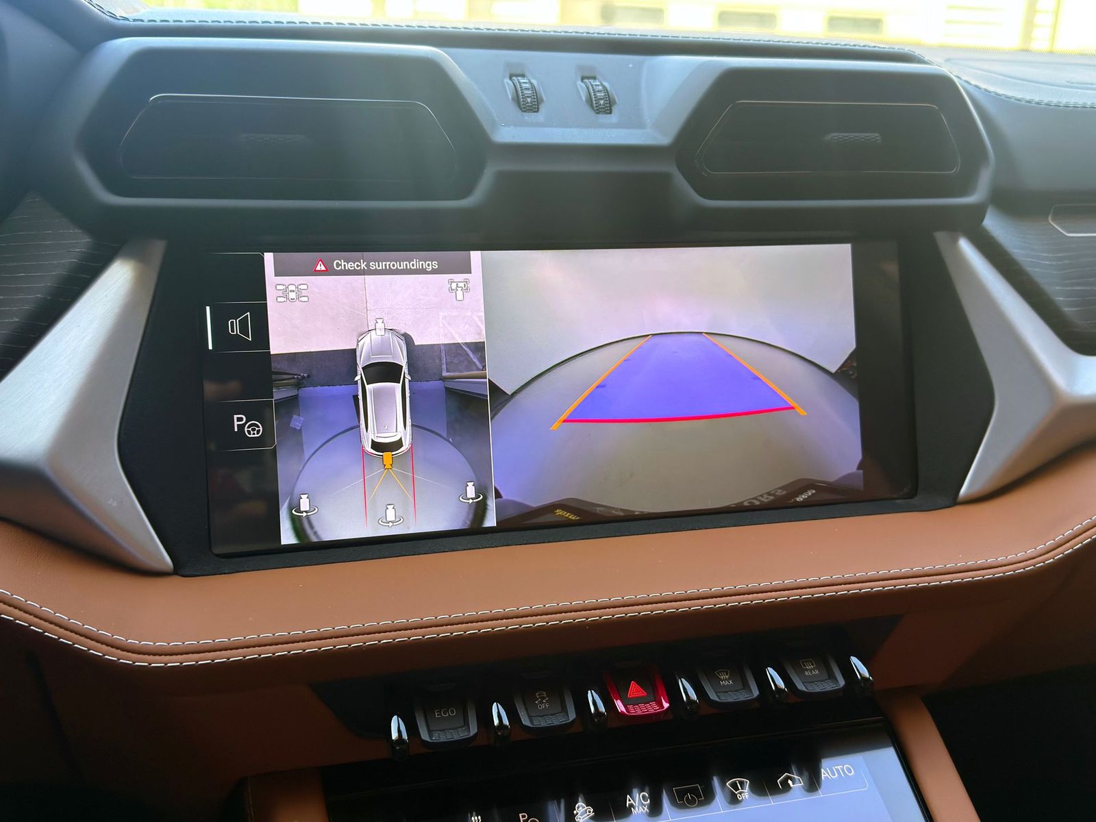 2025 Lamborghini Urus Plug-In Hybrid SE AWD