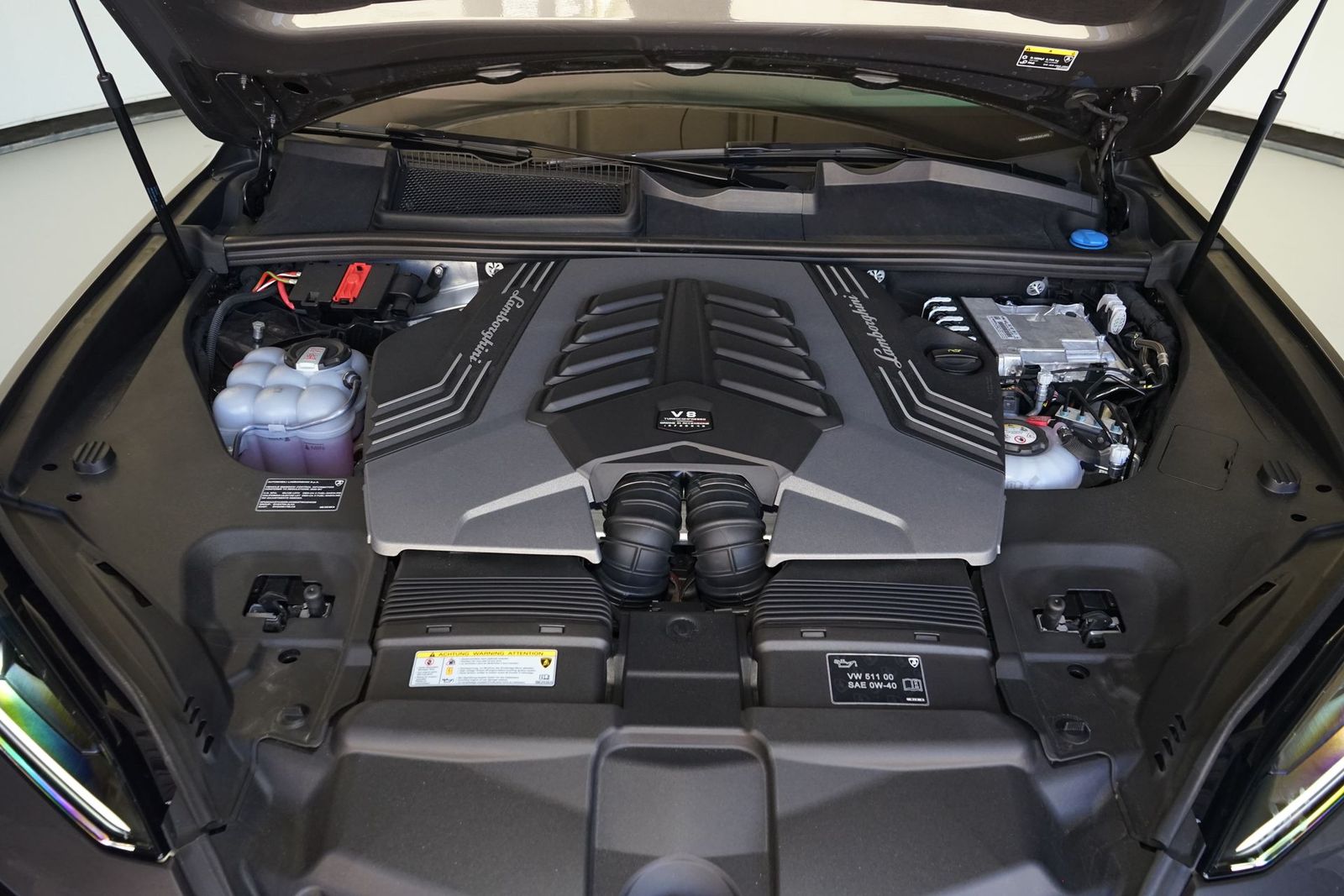 2025 Lamborghini Urus Plug-In Hybrid SE AWD