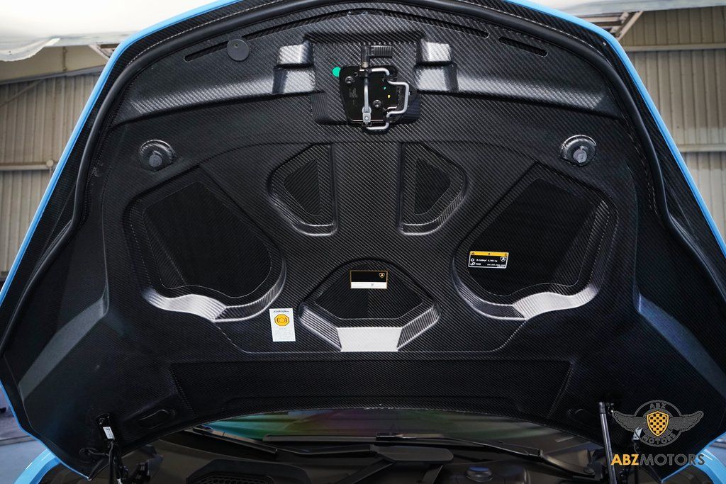 2025 Lamborghini Revuelto Base AWD