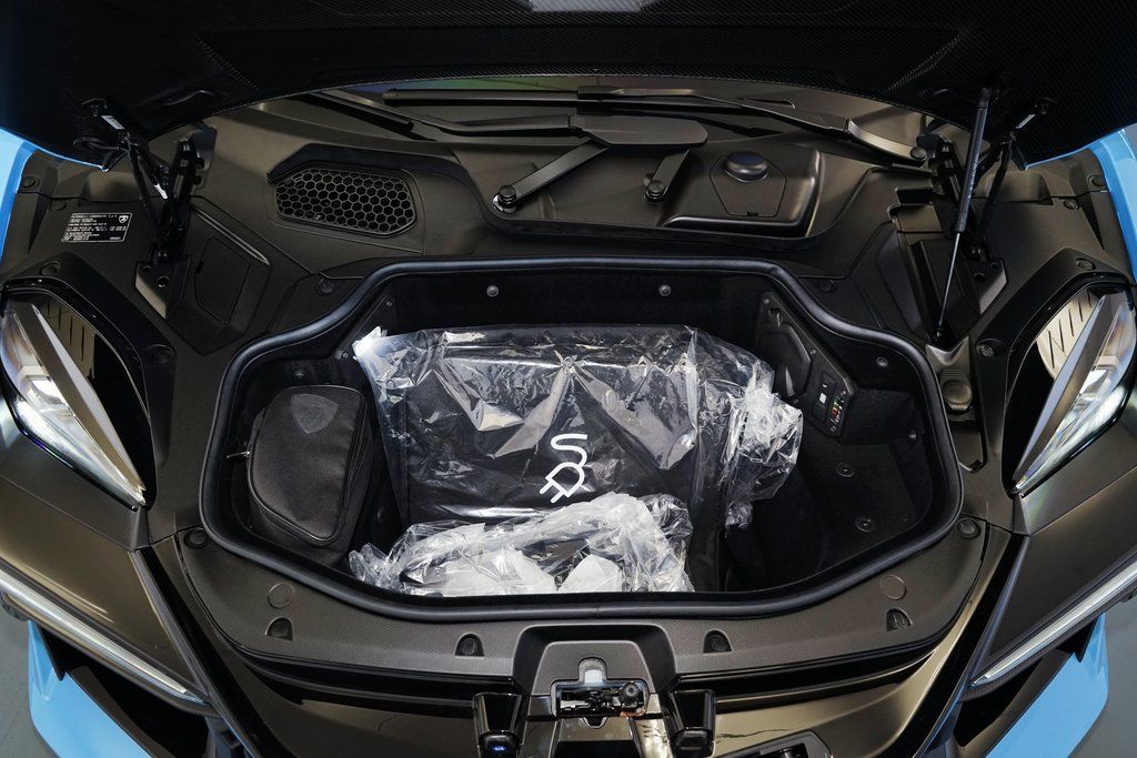 2025 Lamborghini Revuelto Base AWD