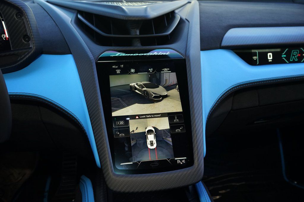 2025 Lamborghini Revuelto Base AWD