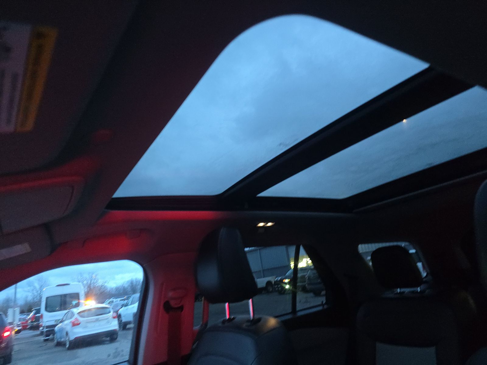 2023 Ford Explorer XLT AWD