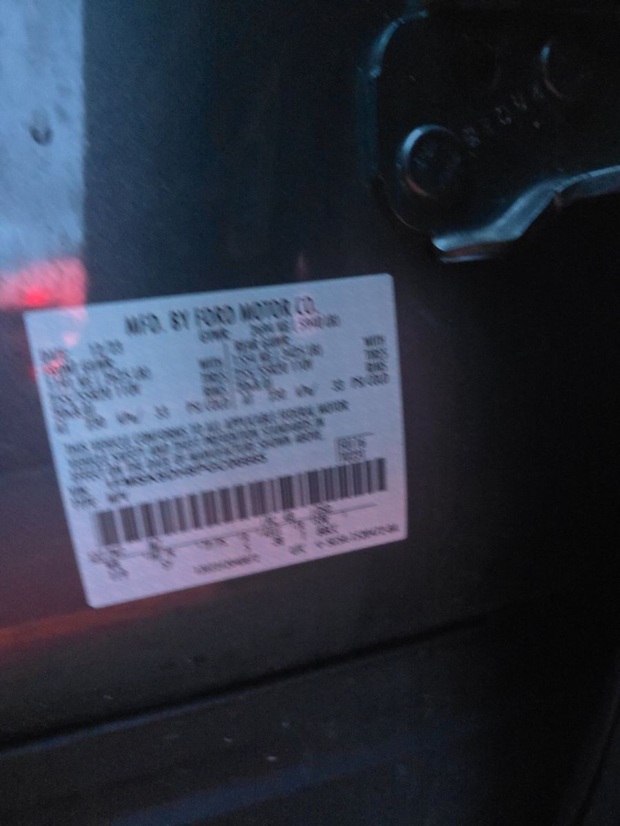 2023 Ford Explorer XLT AWD