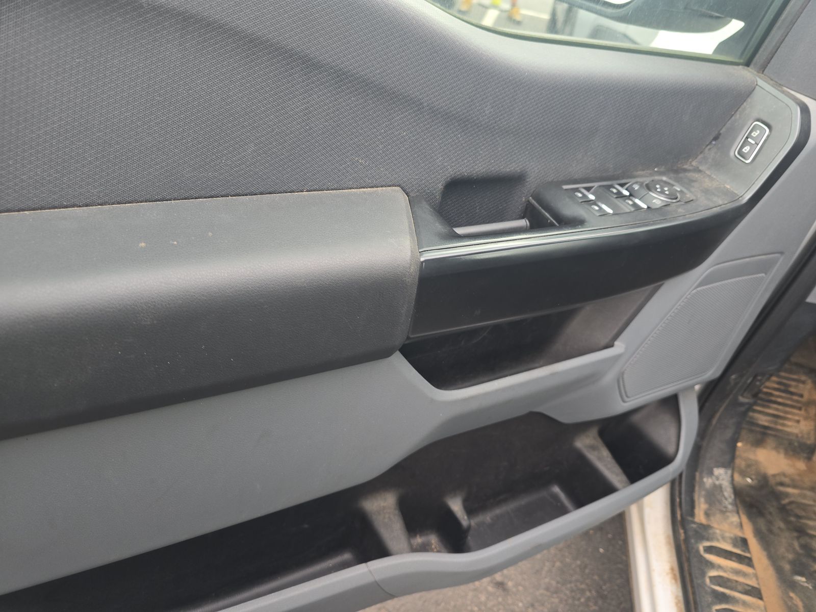 2022 Ford F-150 XL AWD