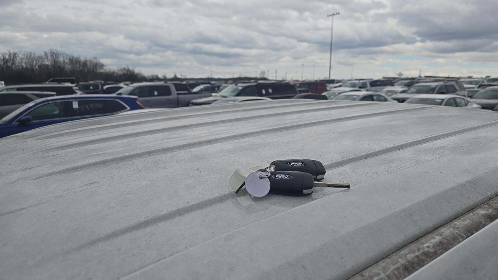 2022 Ford F-150 XL AWD