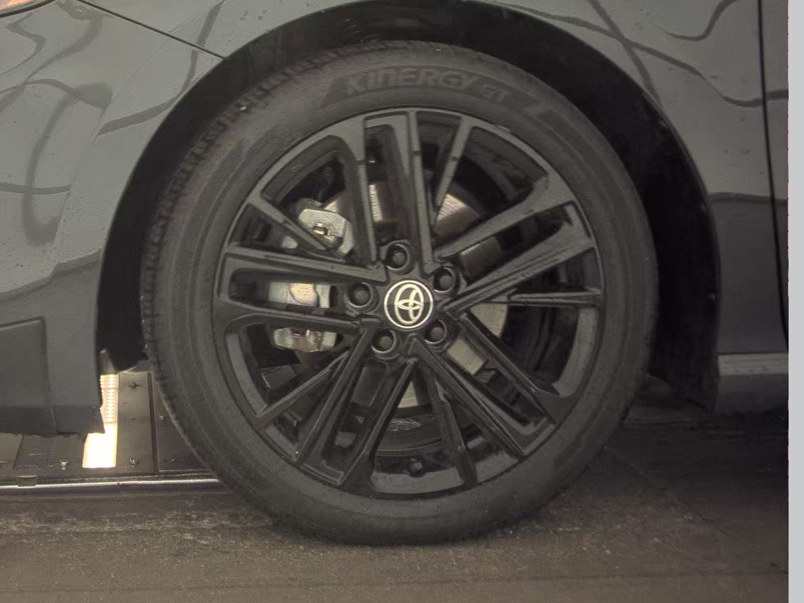 2025 Toyota Camry SE AWD