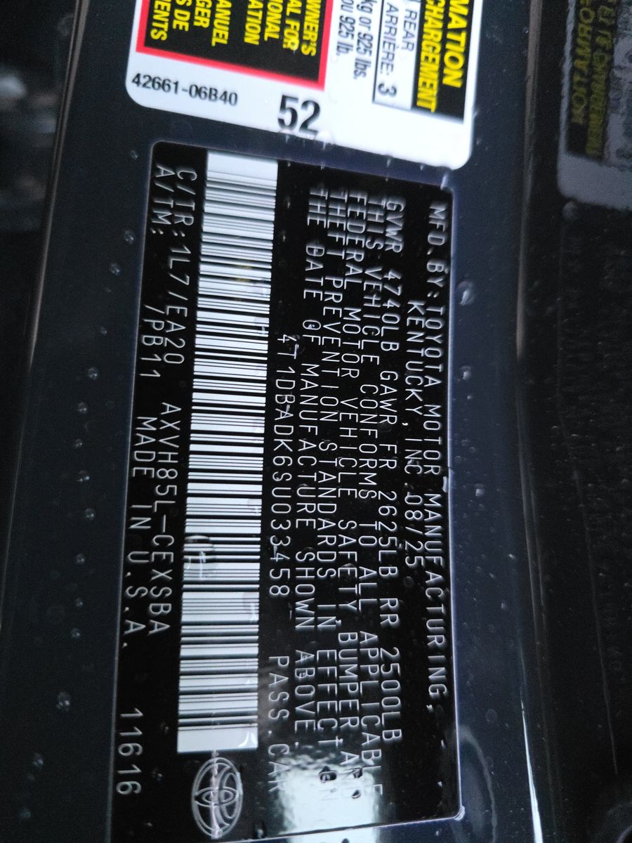 2025 Toyota Camry SE AWD