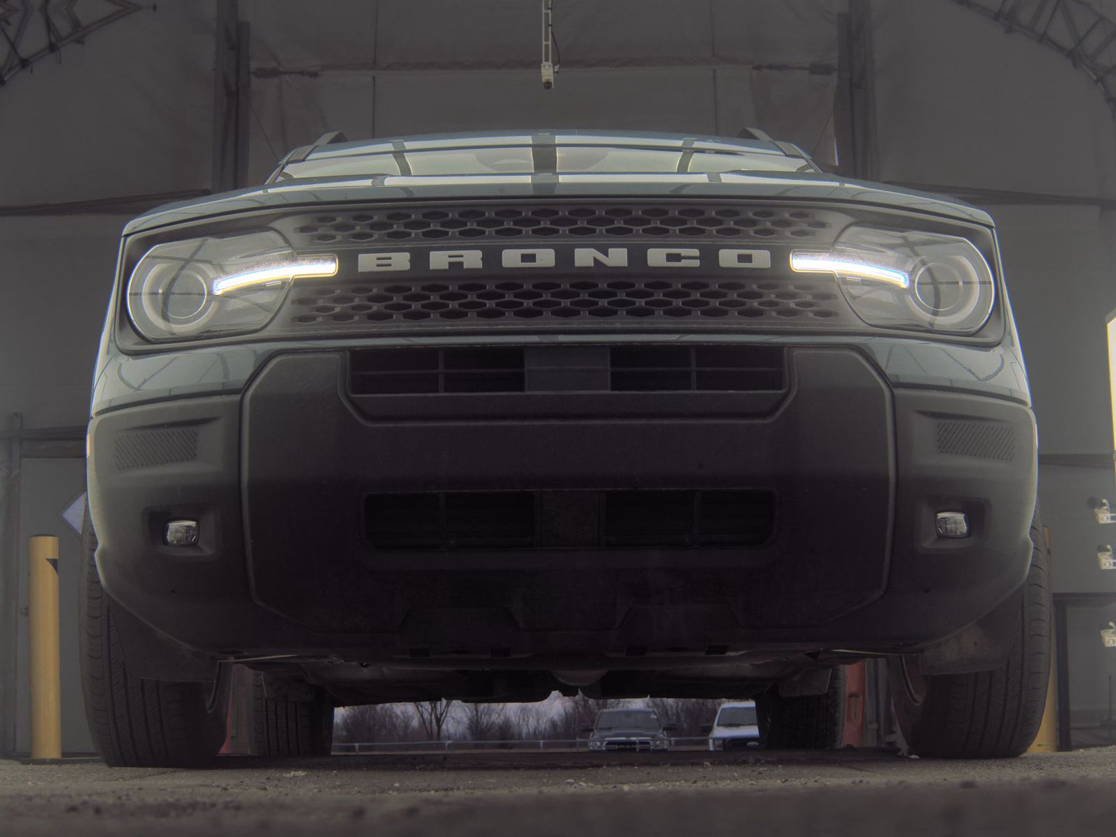 FORD BRONCO - 4
