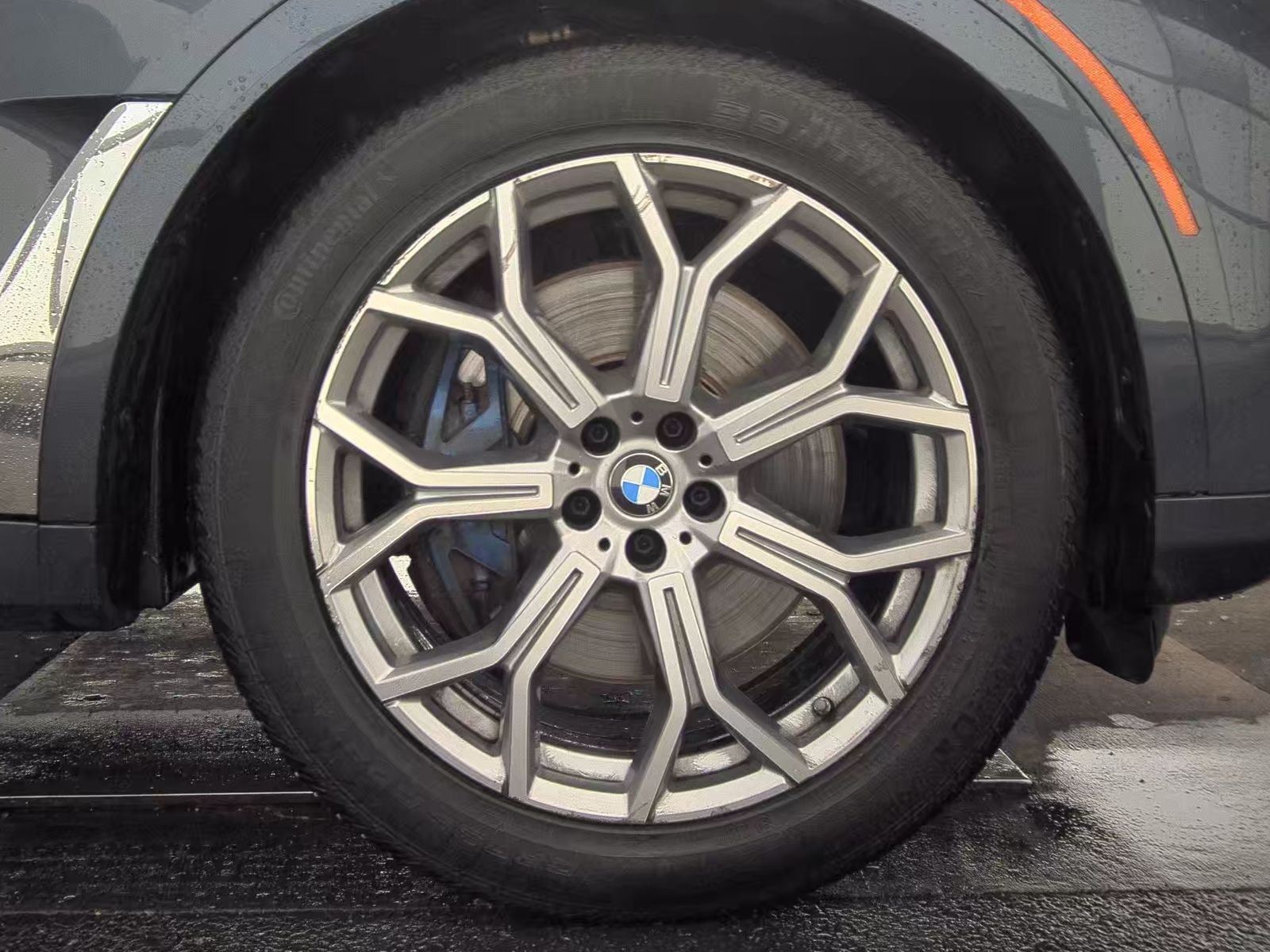 2020 BMW X7 xDrive40i AWD