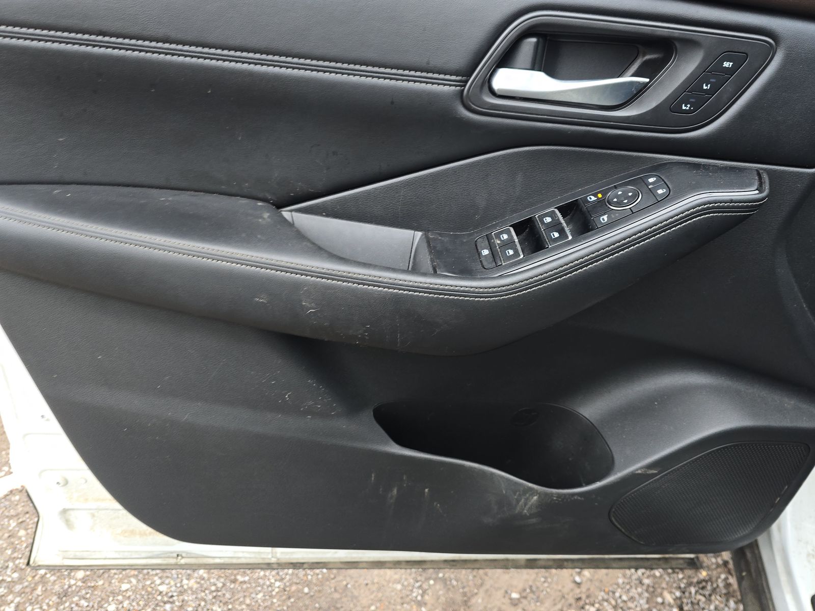 2022 Nissan Rogue SL FWD