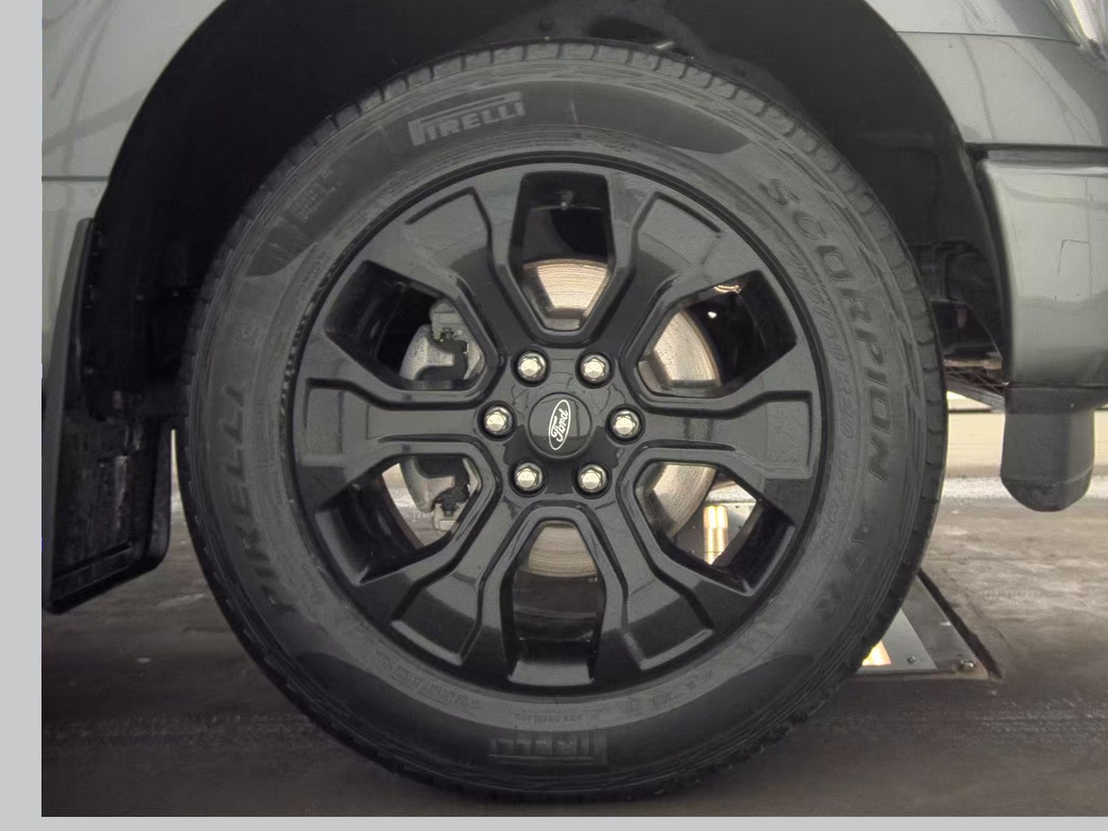 2023 Ford F-150 XLT AWD