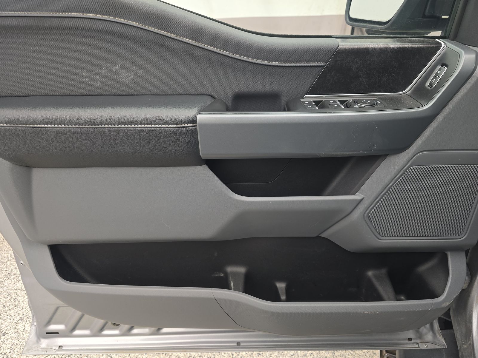 2022 Ford F-150 Hybrid XLT AWD