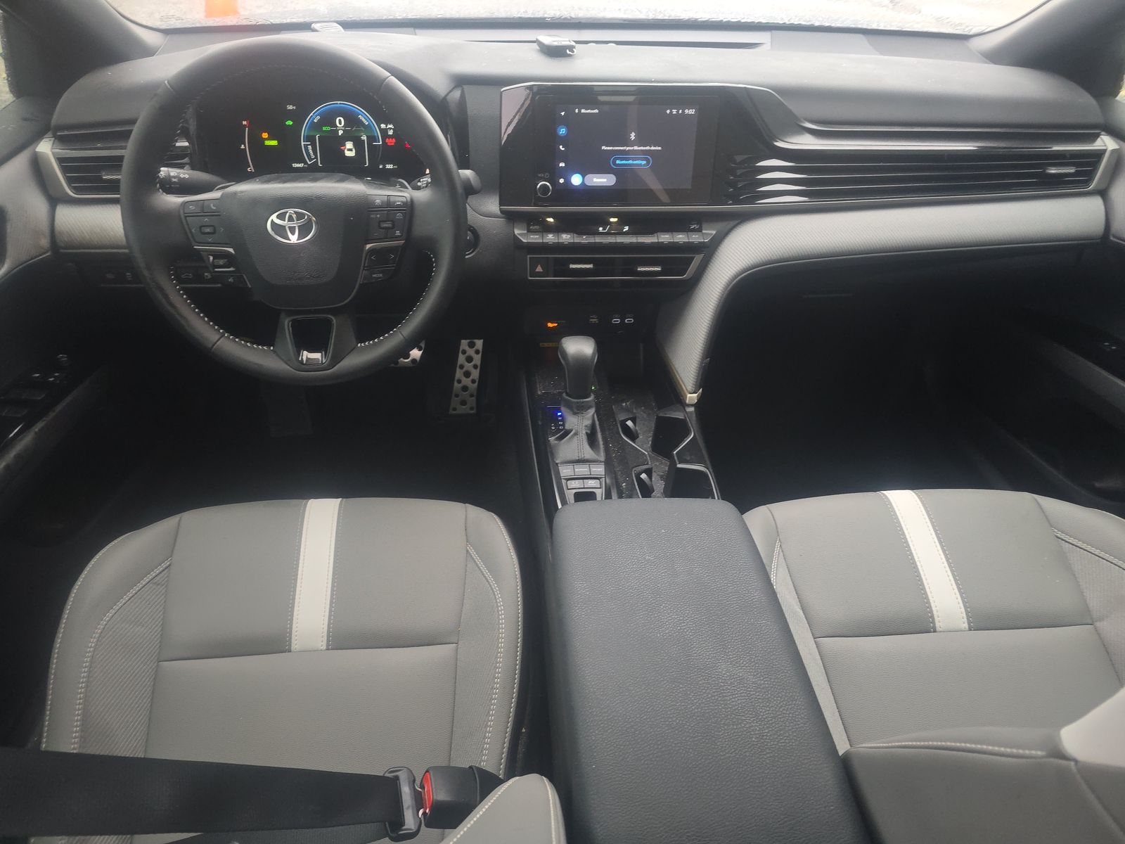 2025 Toyota Camry SE FWD