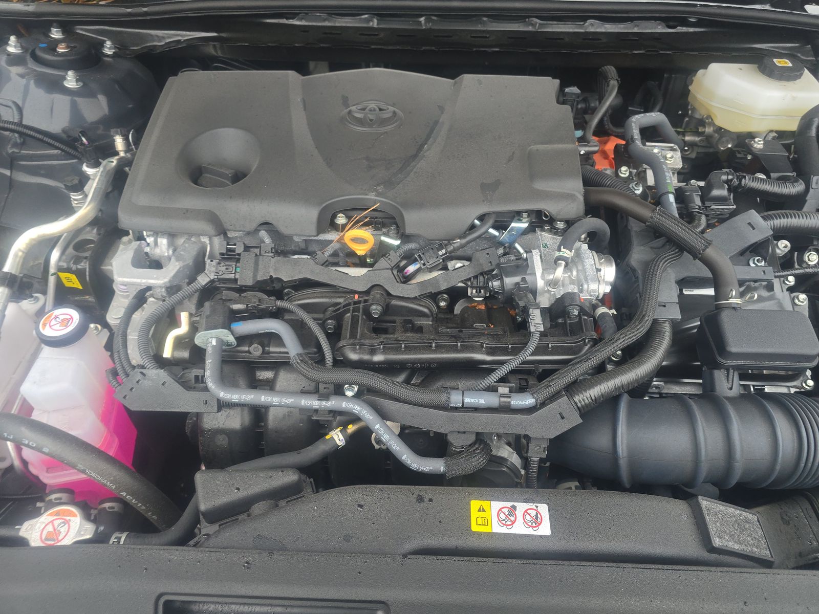 2025 Toyota Camry SE FWD