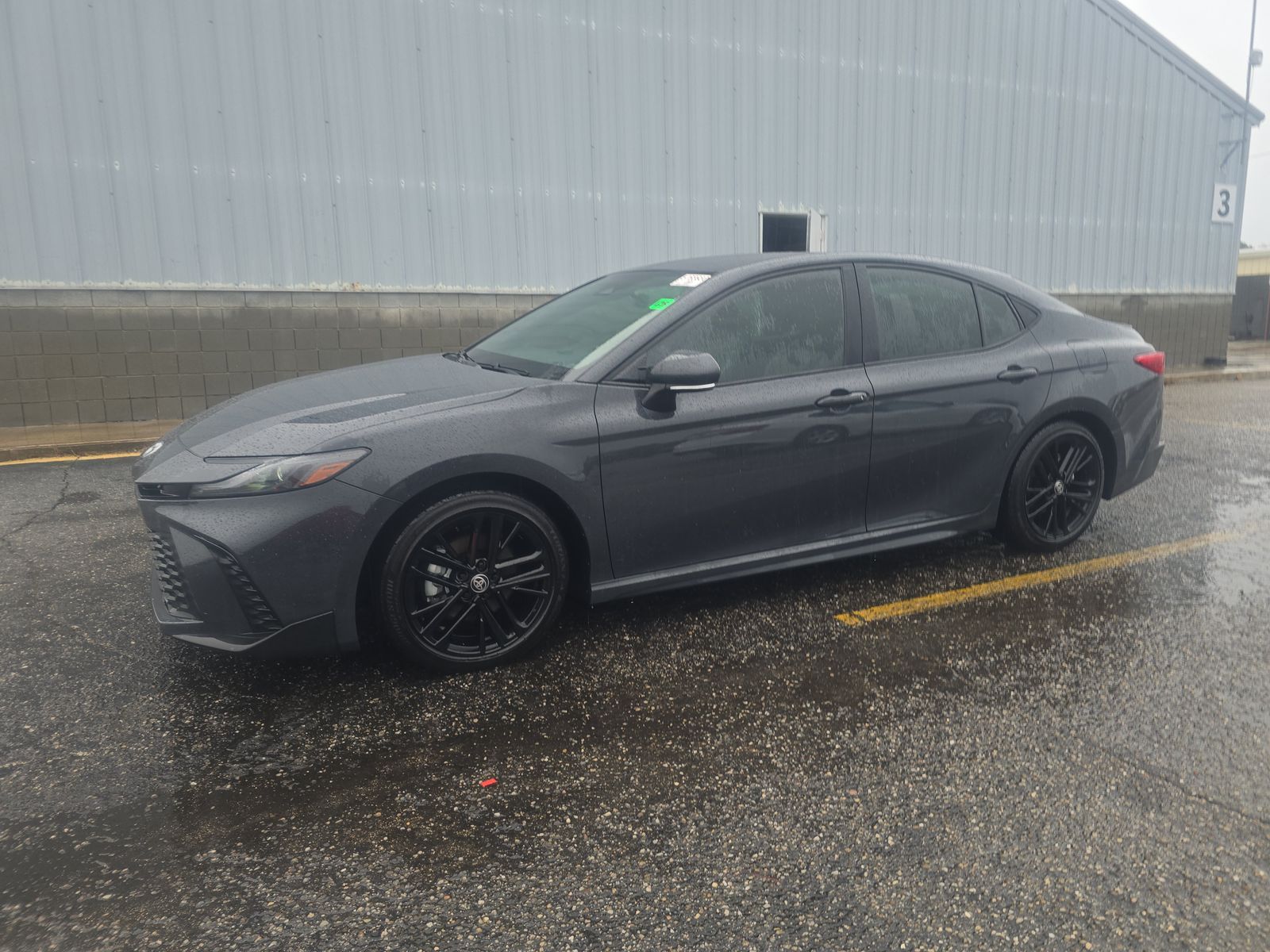 2025 Toyota Camry SE FWD