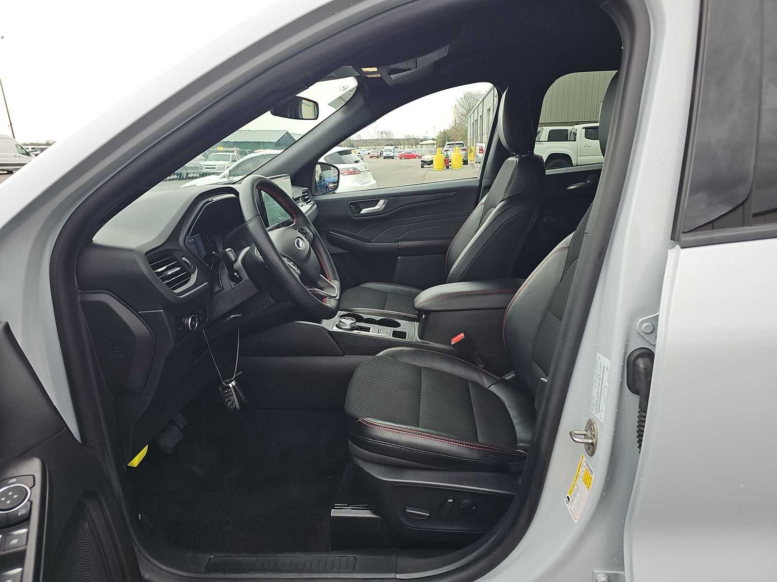 2025 Ford Escape ST-Line Select AWD