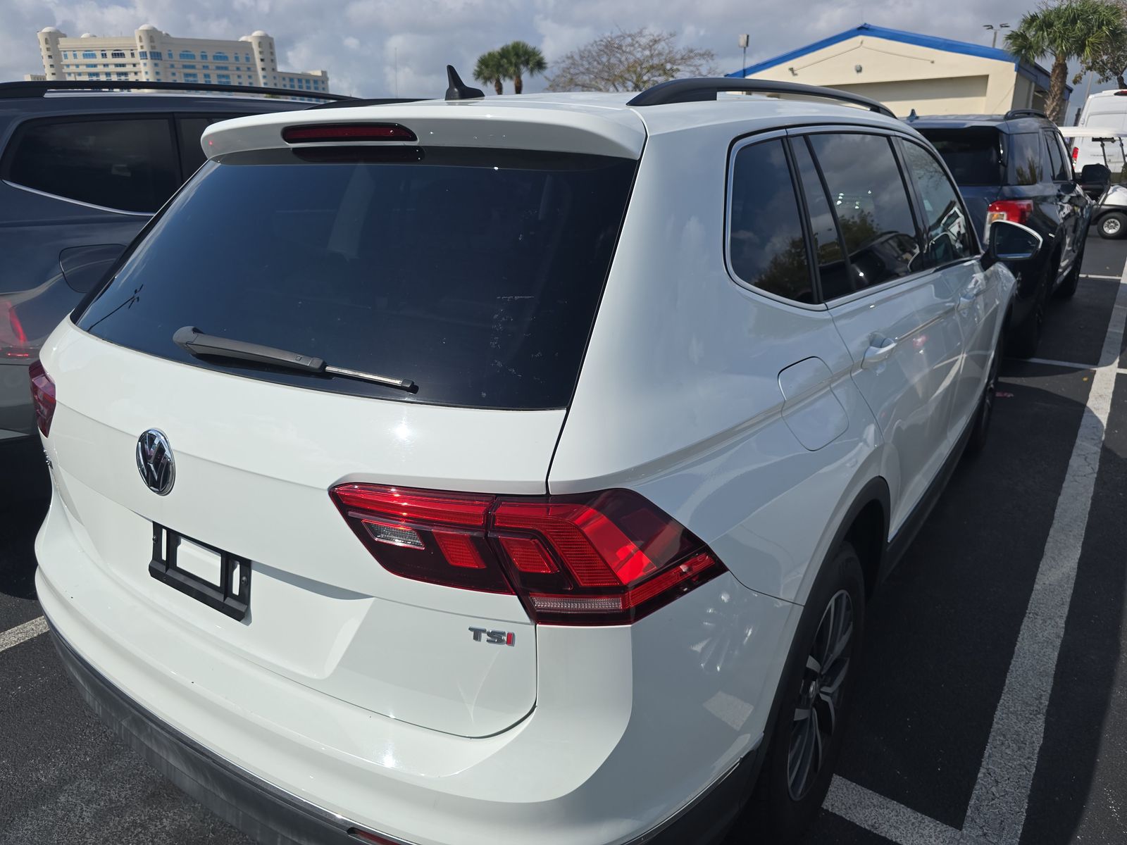 2018 Volkswagen Tiguan 2.0T SE FWD