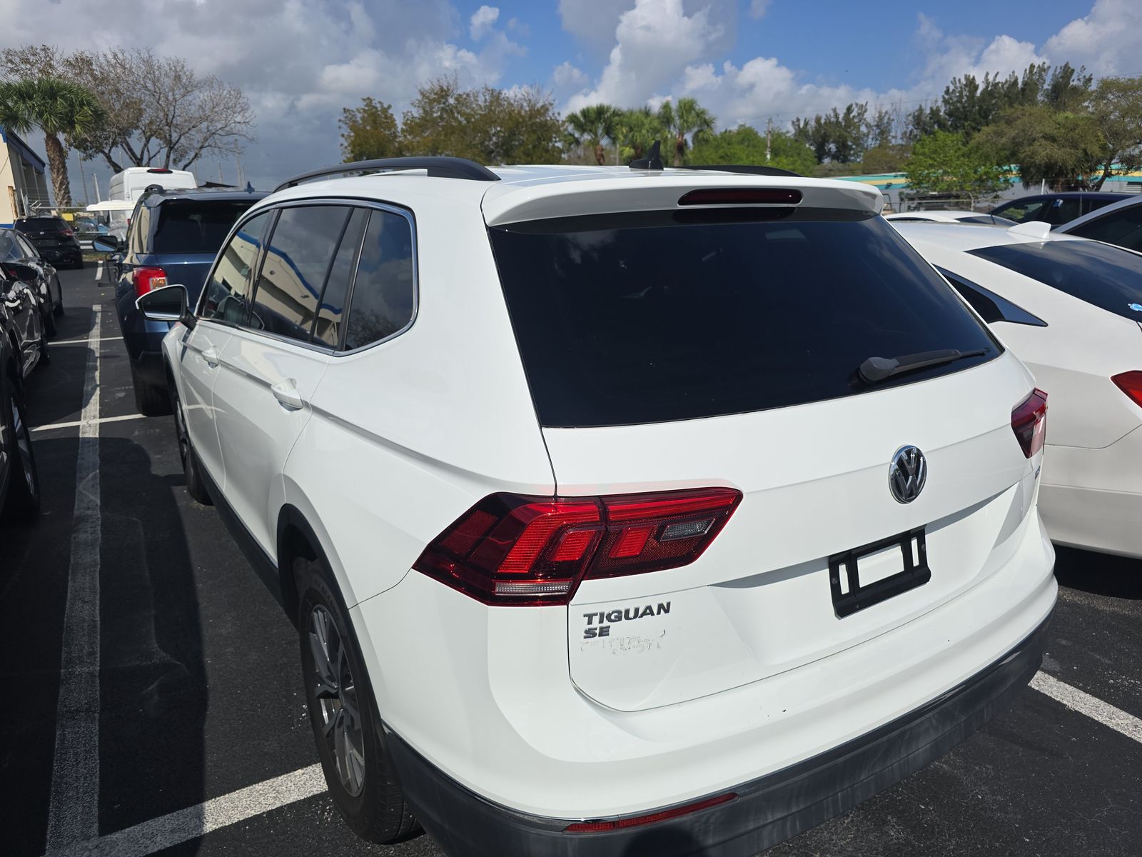 2018 Volkswagen Tiguan 2.0T SE FWD