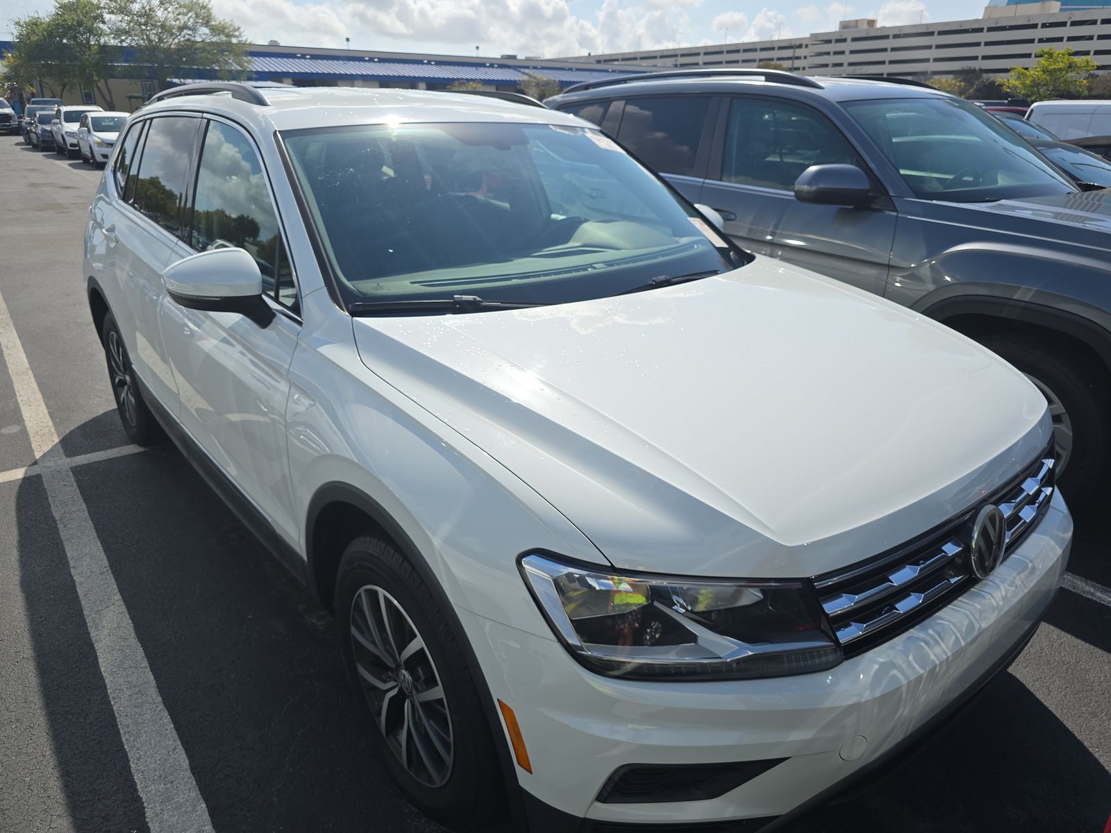 2018 Volkswagen Tiguan 2.0T SE FWD
