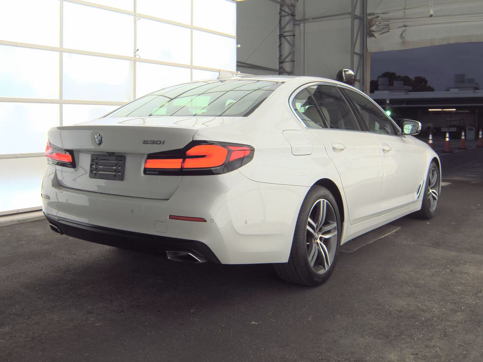 2021 BMW 5 Series 530i RWD