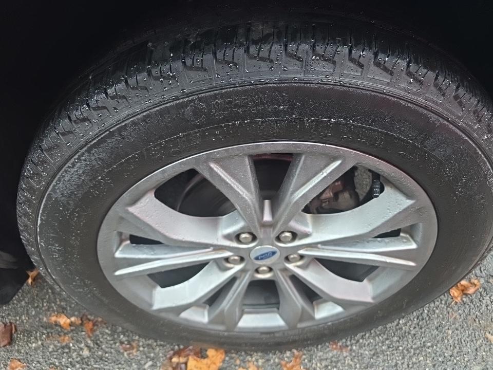 2022 Ford Explorer XLT AWD