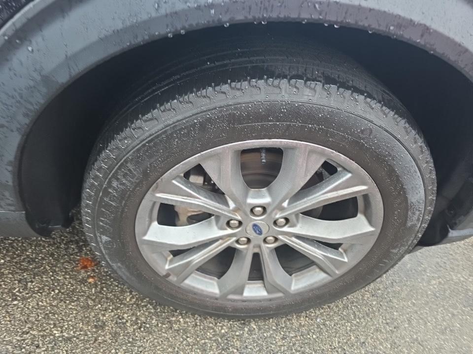 2022 Ford Explorer XLT AWD