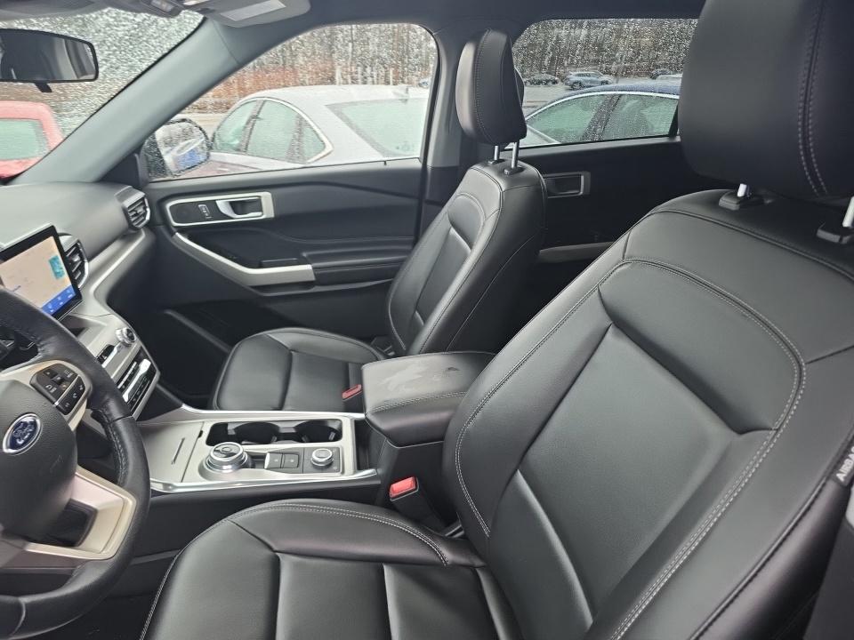 2022 Ford Explorer XLT AWD