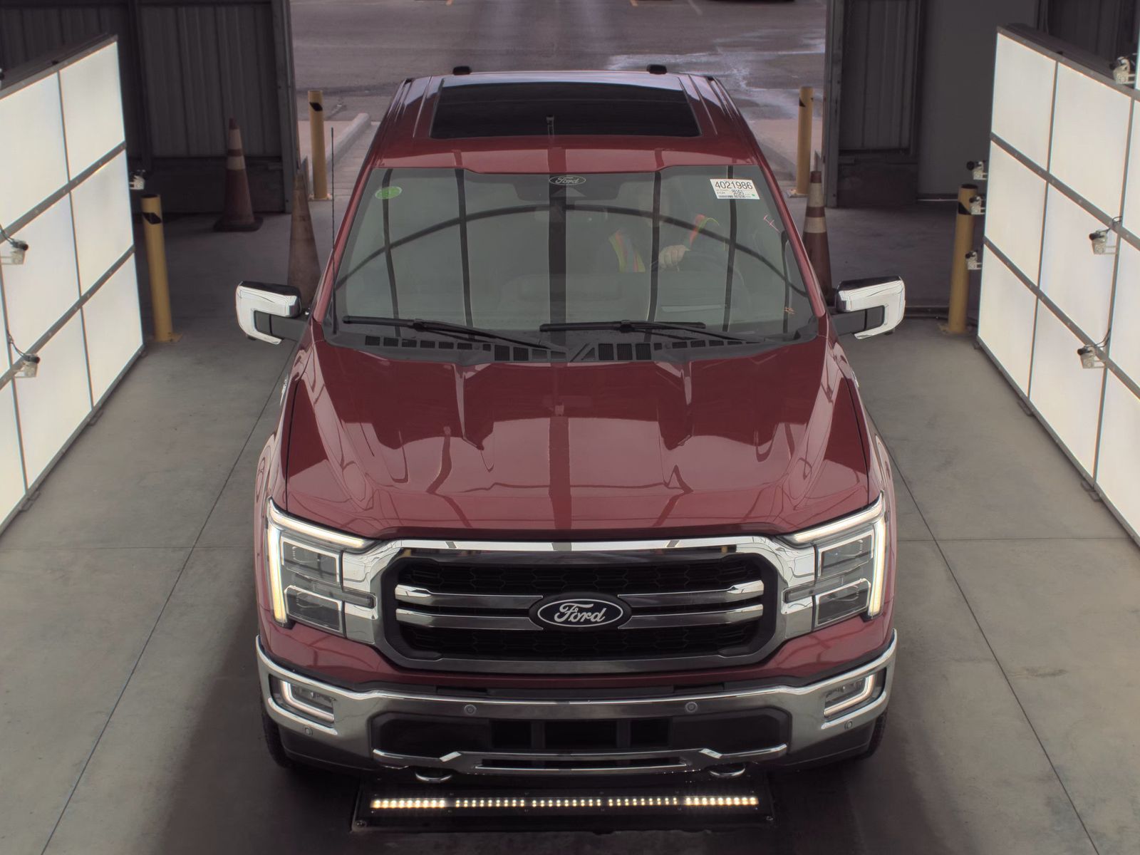 2024 Ford F-150 Hybrid Lariat AWD