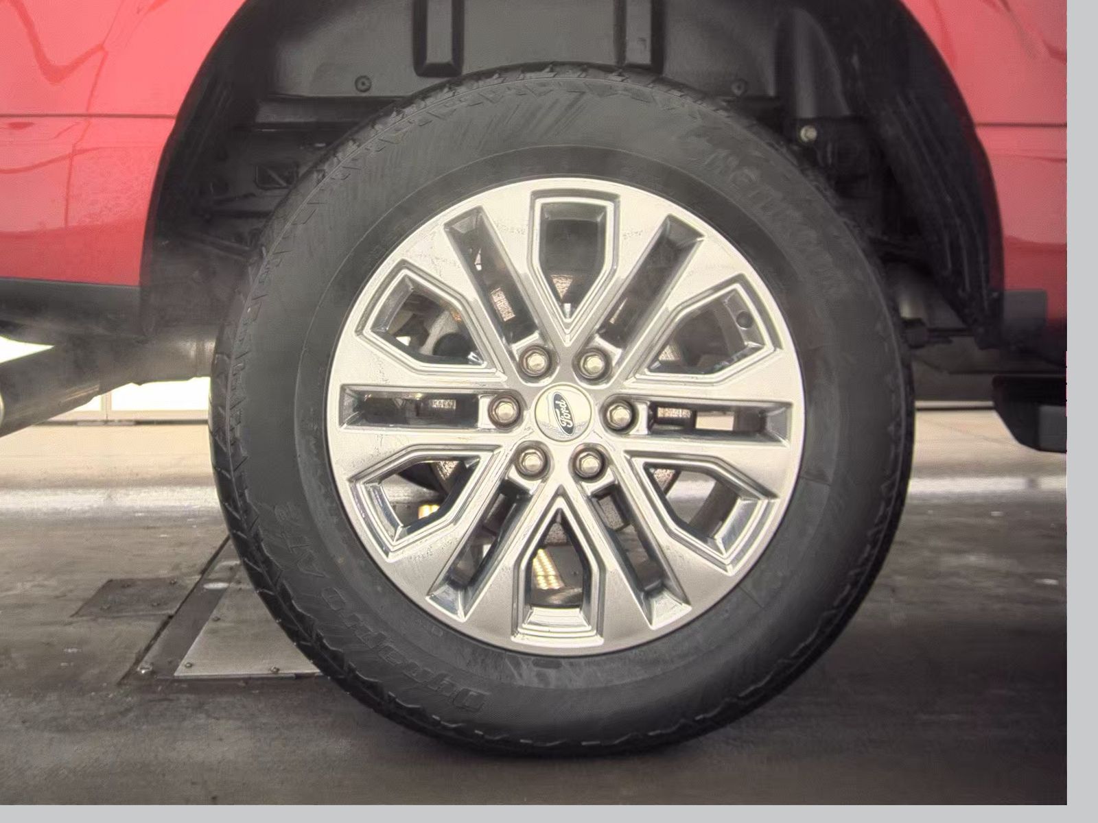 2024 Ford F-150 Hybrid Lariat AWD