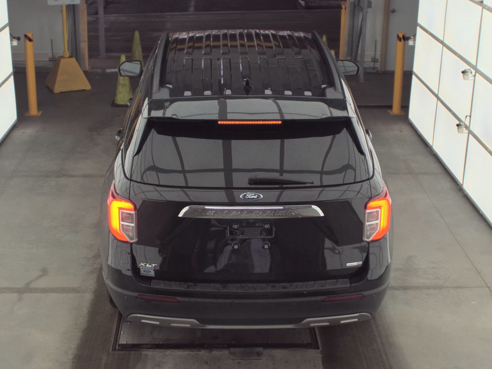 2020 Ford Explorer XLT AWD